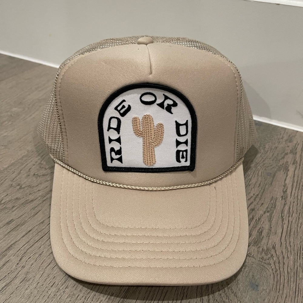“Ride or die” trucker hat
